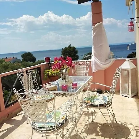 아파트 Seaside 니키티